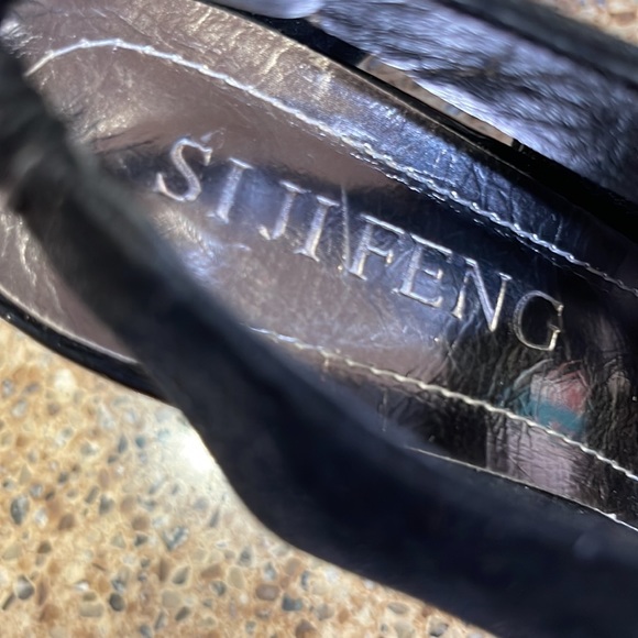 Vintage Evening Shoes for Winter - Picture 6 of 15